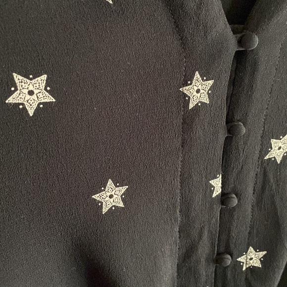Rails• “Sloane” black rivet star black button down blouse - Picture 4 of 7